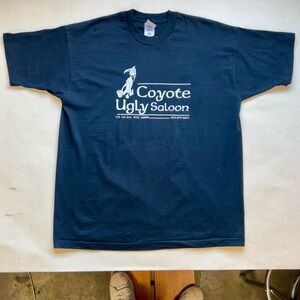 Coyote Ugly NYC bar souvenir T-shirt, excellent used condition